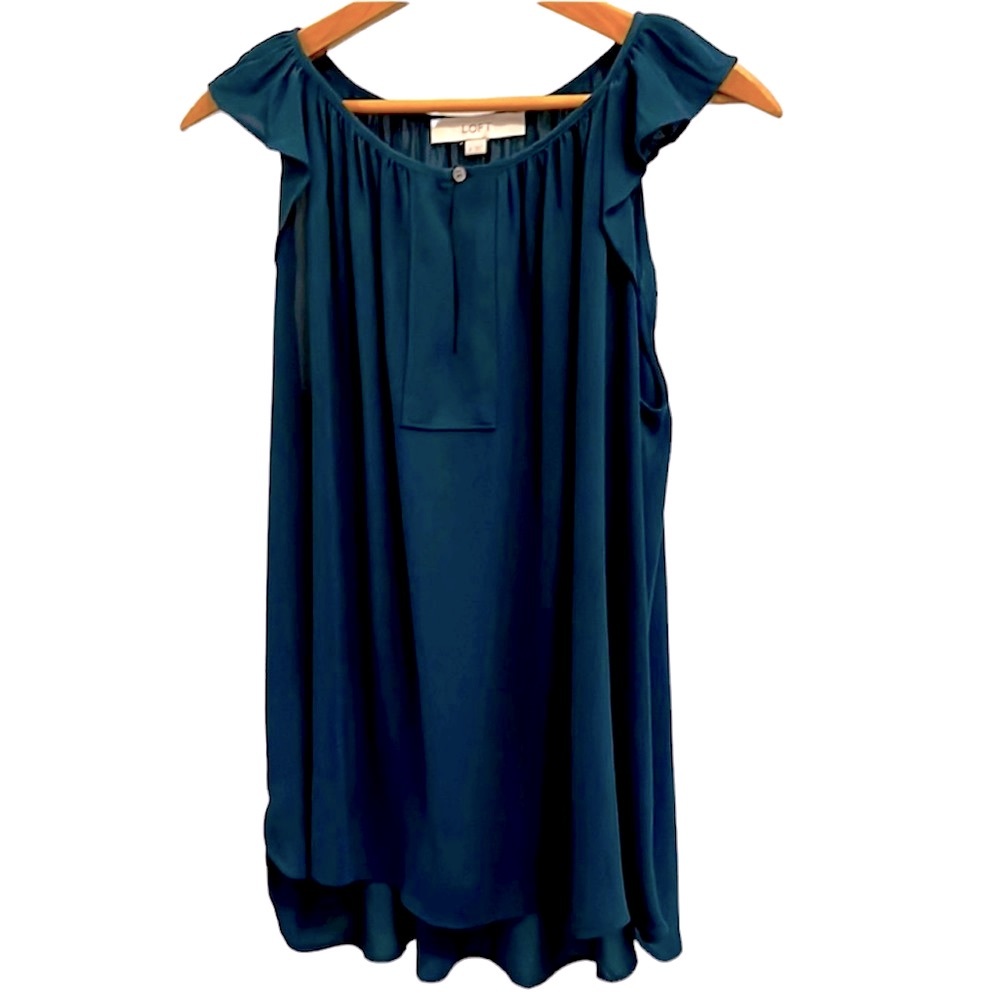 LOFT flutter sleeve blouse